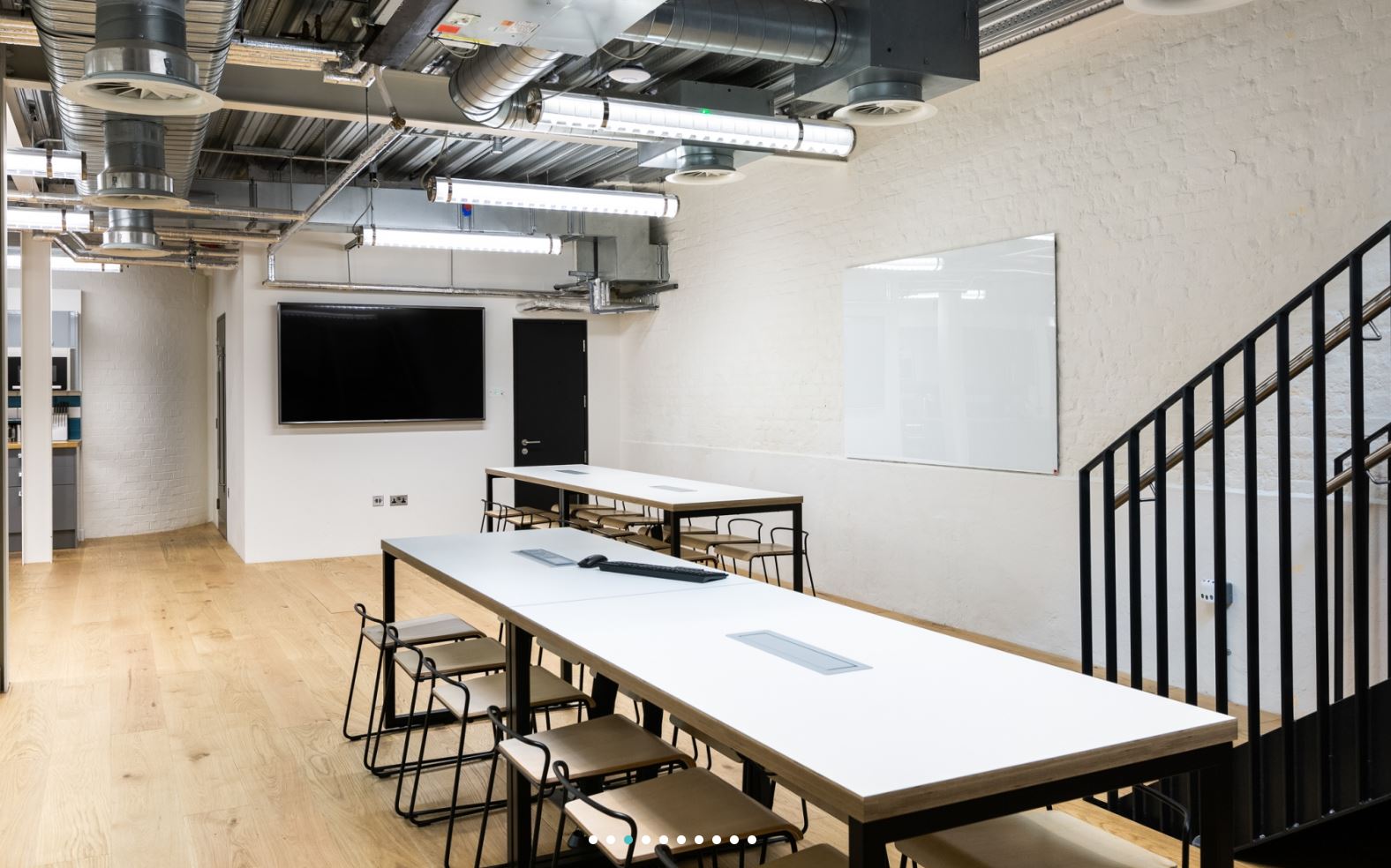 Mix Meeting Table