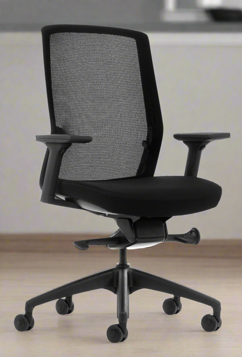 J1 Task Chair
