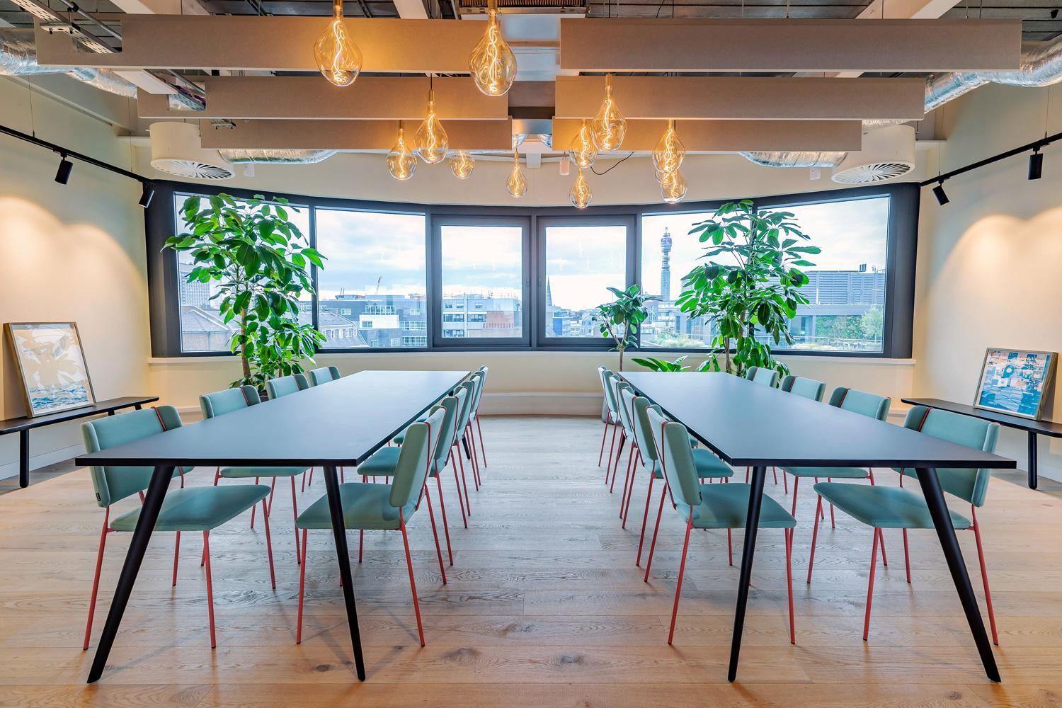 Air Meeting Table