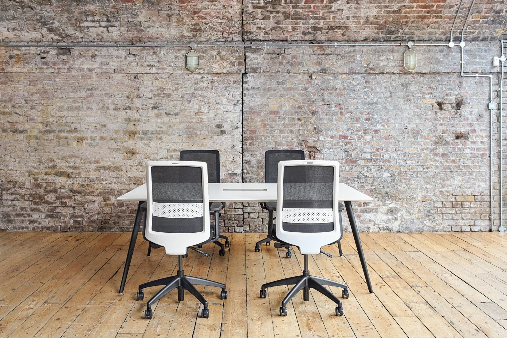 S30 Task Chair